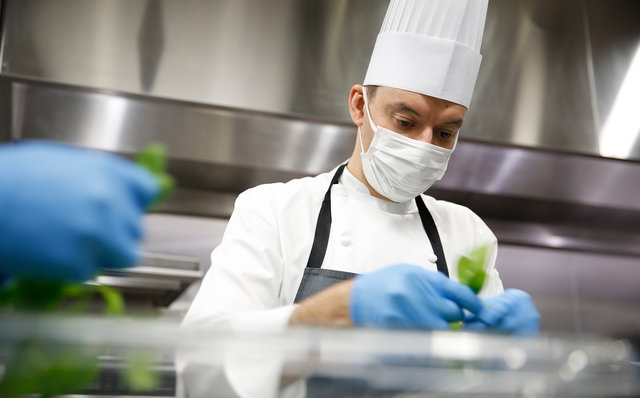 ブルガリ 下準備（バジル）