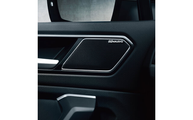 フォルクスワーゲン ティグアン Rライン ディナウディオ