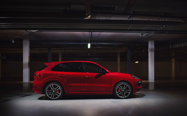 ポルシェ カイエンGTS