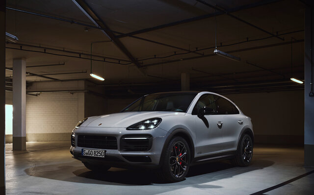 ポルシェ カイエンGTS クーペ