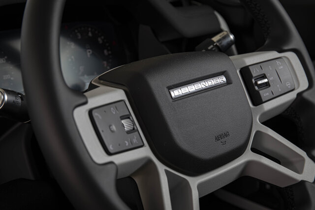 Land Rover 新型ディフェンダー Land Rover 新型ディフェンダー