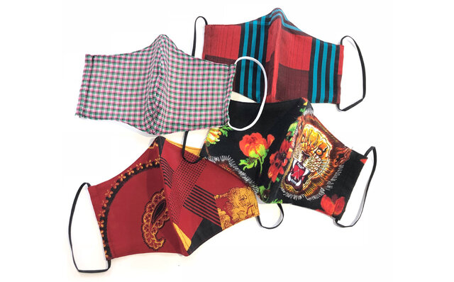 三越伊勢丹 マスク