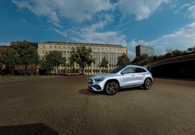 Mercedes-Benz GLA  メルセデス･ベンツGLA