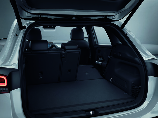 Mercedes-Benz GLA  メルセデス･ベンツGLA