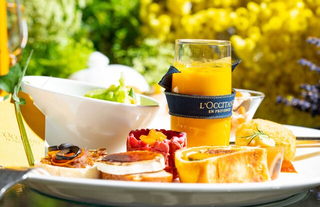 LOUNGE ホテル椿山荘東京 LOUNGE ホテル椿山荘東京
