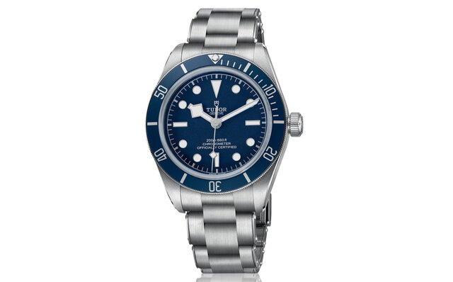 チューダー ブラックベイ フィフティ・エイト“ネイビーブルー”