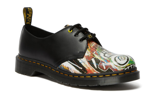 DR.MARTENS