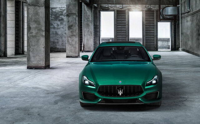 マセラティ トロフェオ  マセラティ トロフェオ