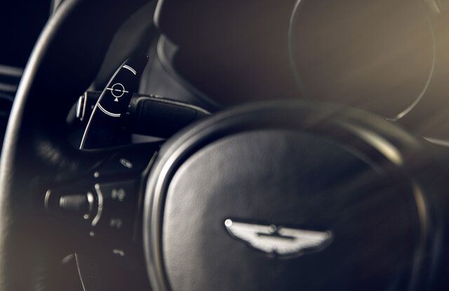 Aston Martin|アストンマーティン Aston Martin|アストンマーティン