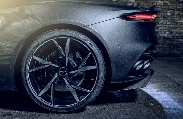 Aston Martin|アストンマーティン Aston Martin|アストンマーティン