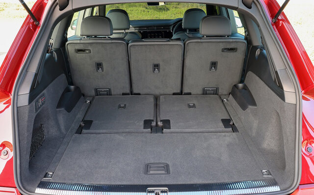 アウディ Q7 インテリア アウディ Q7 インテリア