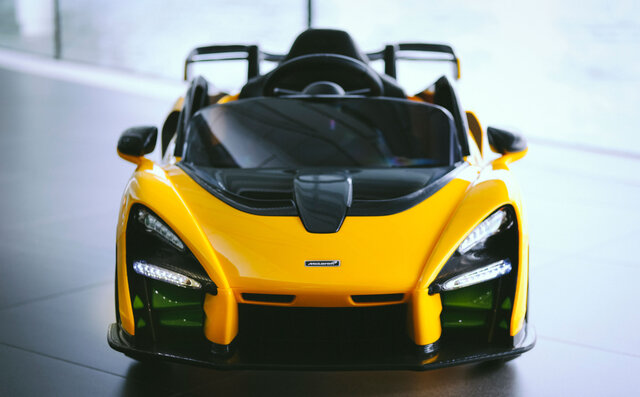 McLaren Senna マクラーレン セナ McLaren Senna マクラーレン セナ