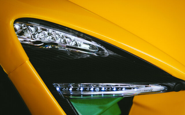 McLaren Senna マクラーレン セナ McLaren Senna マクラーレン セナ