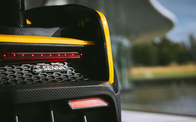 McLaren Senna マクラーレン セナ McLaren Senna マクラーレン セナ
