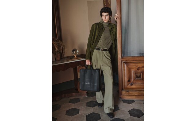 Salvatore Ferragamo サルヴァトーレ フェラガモ Salvatore Ferragamo サルヴァトーレ フェラガモ