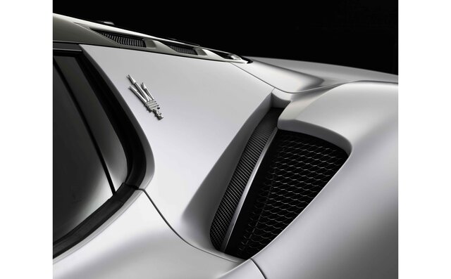 マセラティ、新型スーパースポーツカー「MC20」をワールドプレミア