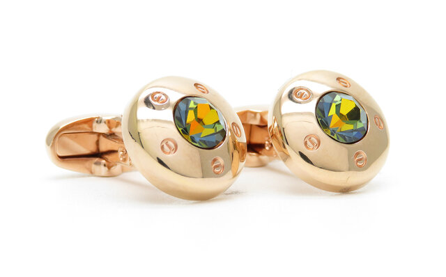 普遍のドレスアップスタイルを完成させる老舗カフリンクスメゾンの新コレクション|Louis FAGLIN 普遍のドレスアップスタイルを完成させる老舗カフリンクスメゾンの新コレクション|Louis FAGLIN