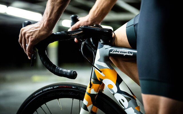 ランボルギーニ、サーヴェロがコラボレーションした63台限定のロードバイクを発表｜Lamborghini