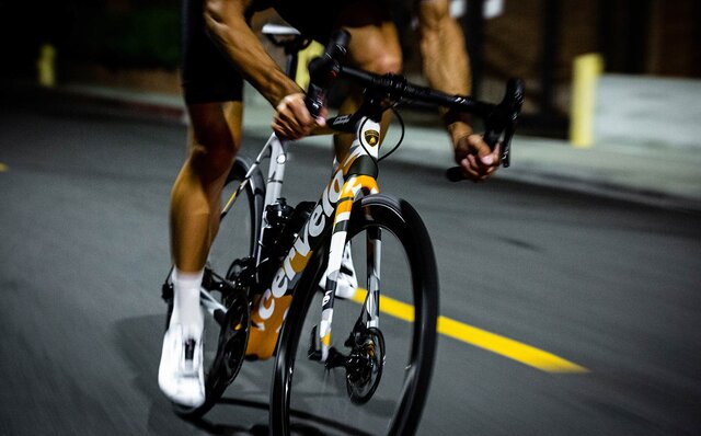 ランボルギーニ、サーヴェロがコラボレーションした63台限定のロードバイクを発表｜Lamborghini