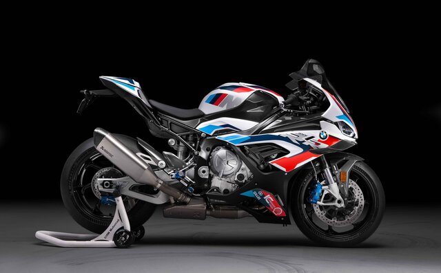 BMW、バイク初の“M”を冠した「M1000RR」発表|BMW BMW、バイク初の“M”を冠した「M1000RR」発表|BMW