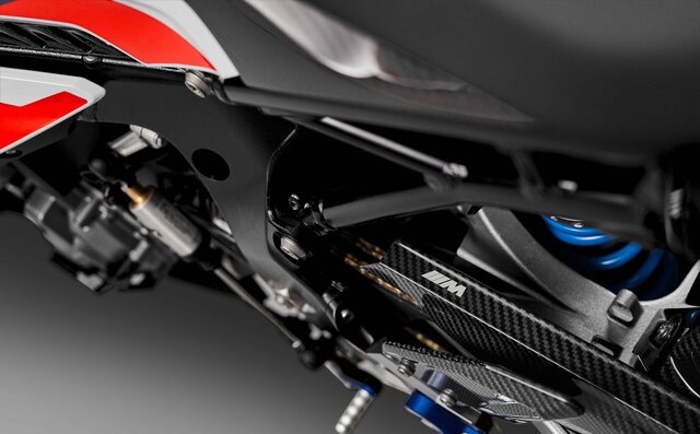 BMW、バイク初の“M”を冠した「M1000RR」発表|BMW BMW、バイク初の“M”を冠した「M1000RR」発表|BMW