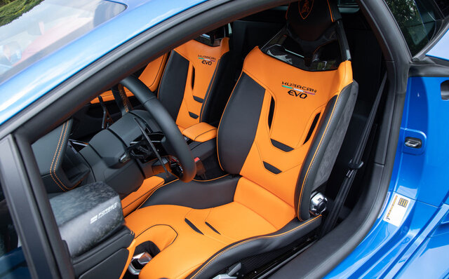 タウンスピードでも楽しい──ランボルギーニ ウラカンEVOの後輪駆動モデルに公道試乗|Lamborghini タウンスピードでも楽しい──ランボルギーニ ウラカンEVOの後輪駆動モデルに公道試乗|Lamborghini