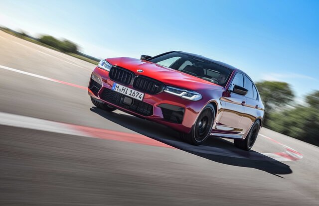 BMW、5シリーズベースの高性能モデル、M5とM550i xDriveを発売|BMW BMW、5シリーズベースの高性能モデル、M5とM550i xDriveを発売|BMW