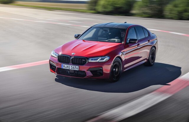 BMW、5シリーズベースの高性能モデル、M5とM550i xDriveを発売|BMW BMW、5シリーズベースの高性能モデル、M5とM550i xDriveを発売|BMW