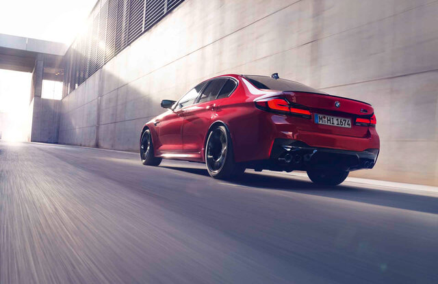 BMW、5シリーズベースの高性能モデル、M5とM550i xDriveを発売|BMW BMW、5シリーズベースの高性能モデル、M5とM550i xDriveを発売|BMW