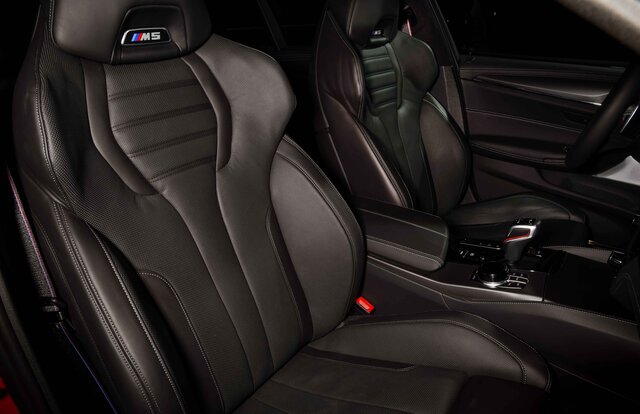 BMW、5シリーズベースの高性能モデル、M5とM550i xDriveを発売|BMW BMW、5シリーズベースの高性能モデル、M5とM550i xDriveを発売|BMW