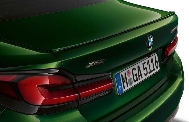 BMW、5シリーズベースの高性能モデル、M5とM550i xDriveを発売|BMW BMW、5シリーズベースの高性能モデル、M5とM550i xDriveを発売|BMW