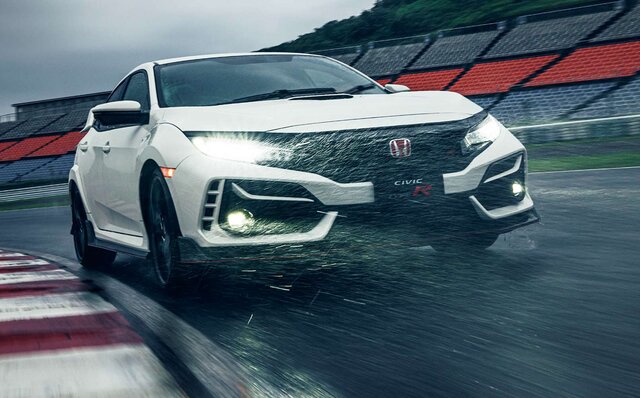 シビックがサーキット走行性能を進化させるマイナーチェンジ|HONDA シビックがサーキット走行性能を進化させるマイナーチェンジ|HONDA