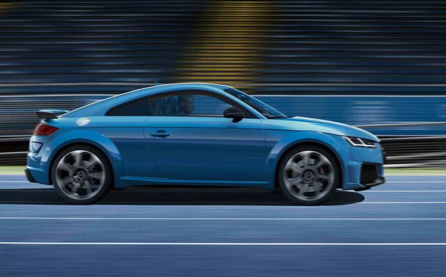 RS 4モデルがよりスポーティなエクステリアにブラッシュアップ｜Audi