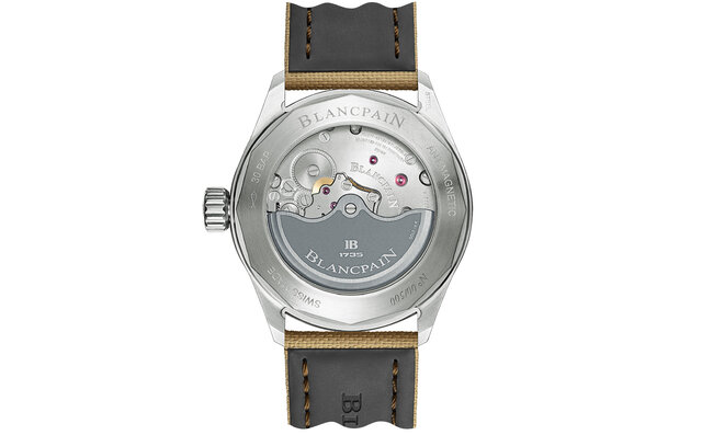 デザート(砂漠)カラーの「フィフティ ファゾムス バチスカーフ デイ・デイト」|BLANCPAIN デザート(砂漠)カラーの「フィフティ ファゾムス バチスカーフ デイ・デイト」|BLANCPAIN