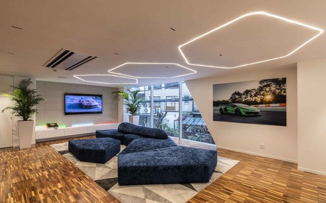 六本木に世界2拠点目となる「THE LOUNGE TOKYO」をオープン｜Lamborghini
