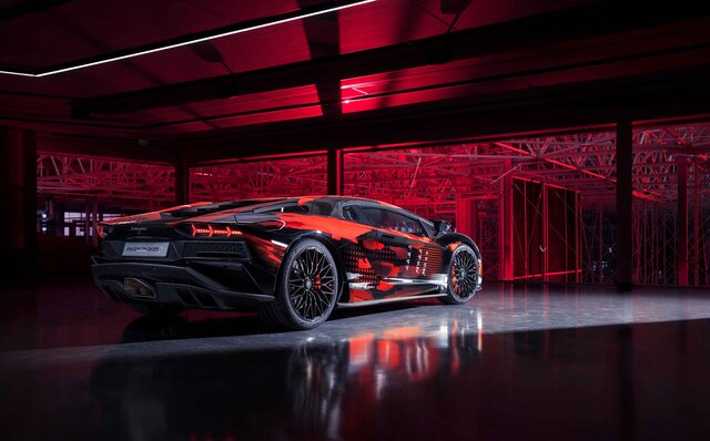 六本木に世界2拠点目となる「THE LOUNGE TOKYO」をオープン｜Lamborghini