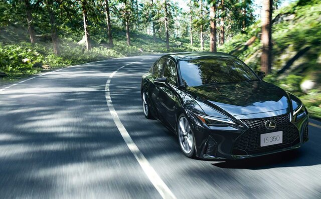 マイナーチェンジしたレクサスIS発売開始|LEXUS マイナーチェンジしたレクサスIS発売開始|LEXUS