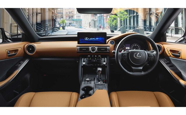 マイナーチェンジしたレクサスIS発売開始|LEXUS マイナーチェンジしたレクサスIS発売開始|LEXUS