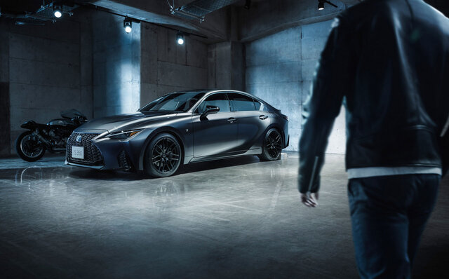 マイナーチェンジしたレクサスIS発売開始|LEXUS マイナーチェンジしたレクサスIS発売開始|LEXUS