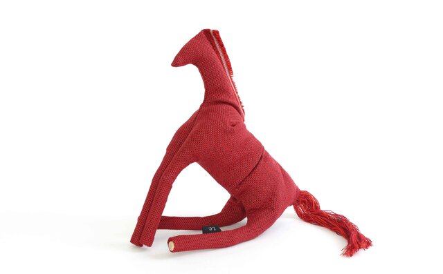 ソファや椅子の端材で作れらるoff-cutコレクション｜Thomas Eyck