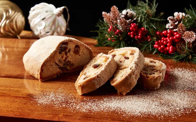 遊び心たっぷりのケーキとスイーツでクリスマスパーティーを演出|The Ritz-Carlton, Tokyo 遊び心たっぷりのケーキとスイーツでクリスマスパーティーを演出|The Ritz-Carlton, Tokyo