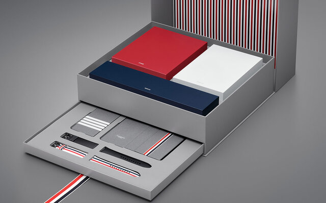 Galaxy とThom Browne のコラボレーション第二弾Galaxy Z Fold2 Thom Browne Editionが日本上陸|Galaxy×THOM BROWNE Galaxy とThom Browne のコラボレーション第二弾Galaxy Z Fold2 Thom Browne Editionが日本上陸|Galaxy×THOM BROWNE