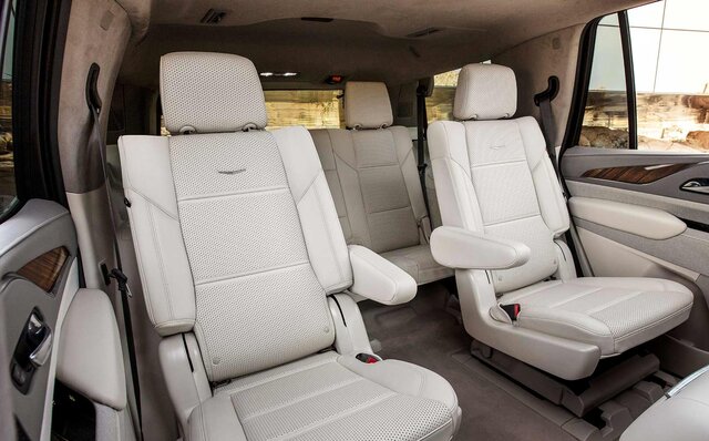 GM、新型「キャデラック エスカレード」を発表──2021年東京オートサロンで日本初公開を予定｜Cadillac