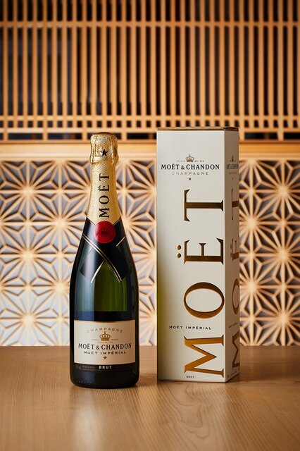 モエ アンペリアルのボトルとボックス
