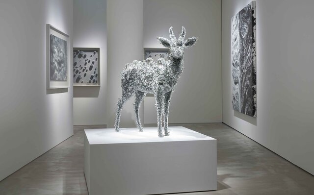 彫刻家・名和晃平の個展「Oracle」が開催|ART 彫刻家・名和晃平の個展「Oracle」が開催|ART