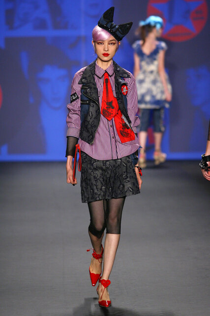 ブランド40周年、そしてコロナ禍を経て「ハートランド」へ。ANNA SUI インタビュー|MEDICOM TOY ブランド40周年、そしてコロナ禍を経て「ハートランド」へ。ANNA SUI インタビュー|MEDICOM TOY