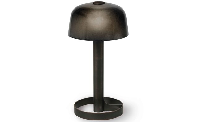 ブランド初となる照明はUSB充電式のコードレス卓上ランプ｜ROSENDAHL COPENHAGEN