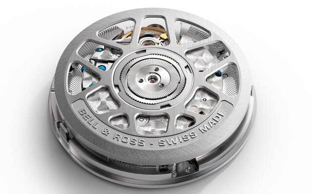 クロノグラフを搭載した都会的な「BR 05 chronograph」が登場｜Bell & Ross