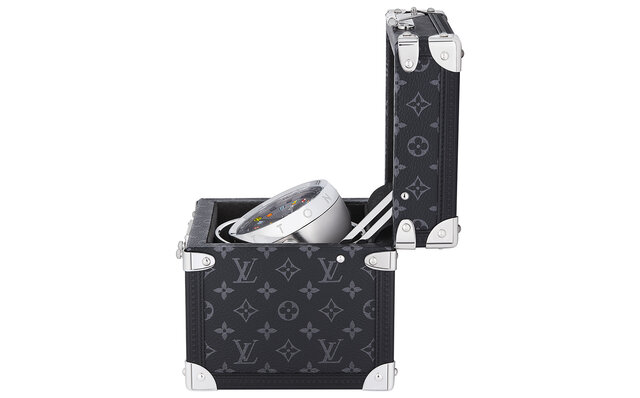 ルイ・ヴィトンのDNAが随所に息づく「タンブール」のテーブルクロック|LOUIS VUITTON ルイ・ヴィトンのDNAが随所に息づく「タンブール」のテーブルクロック|LOUIS VUITTON