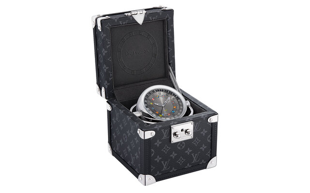 ルイ・ヴィトンのDNAが随所に息づく「タンブール」のテーブルクロック|LOUIS VUITTON ルイ・ヴィトンのDNAが随所に息づく「タンブール」のテーブルクロック|LOUIS VUITTON